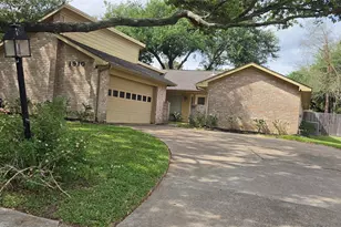 1910 Quail Meadow Dr, Missouri City, TX 77459 - Photo 10