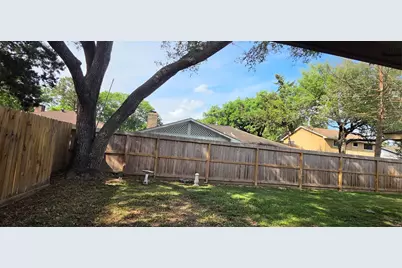 1910 Quail Meadow Drive, Missouri City, TX 77459 - Photo 20