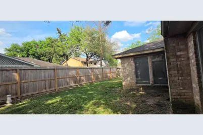 1910 Quail Meadow Drive, Missouri City, TX 77459 - Photo 18
