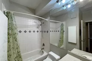 8055 Cambridge St, Houston, TX 77054 - Photo 16