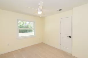 903 Mobile Dr, Pasadena, TX 77506 - Photo 14