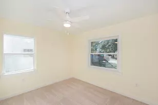 903 Mobile Dr, Pasadena, TX 77506 - Photo 16