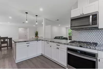 1705 Shady Oaks Drive, Conroe, TX 77301 - Photo 4