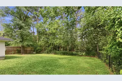 1705 Shady Oaks Drive, Conroe, TX 77301 - Photo 22