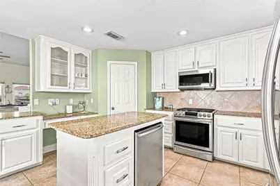 19 N Sandpiper Street, La Marque, TX 77568 - Photo 8