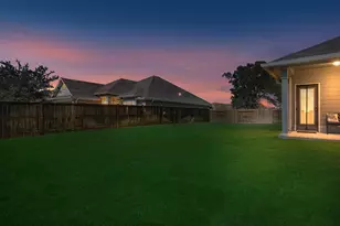 305 Brock's Ct, Montgomery, TX 77356 - Photo 18