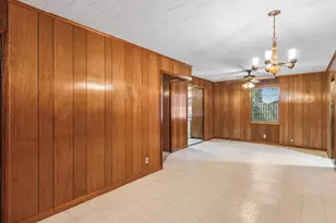 3010 Lamar Cir, El Campo, TX 77437 - Photo 4