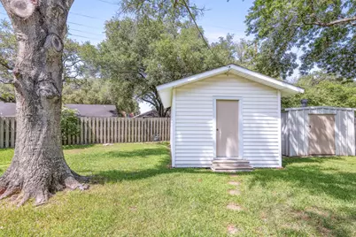 3010 Lamar Circle, El Campo, TX 77437 - Photo 28