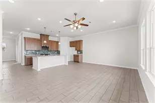 35 Armand Shore Dr, Pasadena, TX 77058 - Photo 8