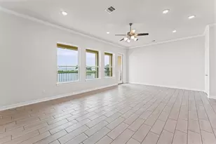 35 Armand Shore Dr, Pasadena, TX 77058 - Photo 10