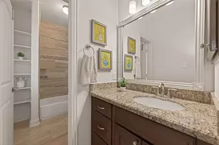 1314 Caywood Ln, Houston, TX 77055 - Photo 28