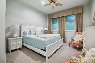 420 Pinewold Dr, Houston, TX 77056 - Photo 40