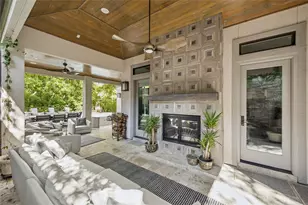 420 Pinewold Dr, Houston, TX 77056 - Photo 14