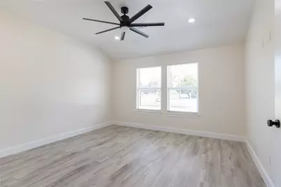 7546 Delavan Drive, Houston, TX 77028 - Photo 14