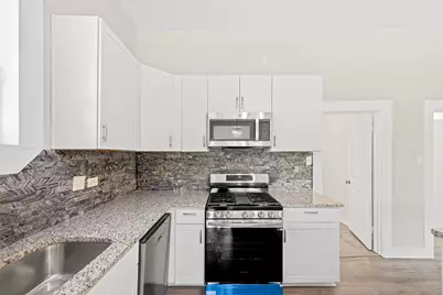1812 27th St, Galveston, TX 77550 - Photo 4
