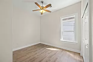 1812 27th St St, Galveston, TX 77550 - Photo 12
