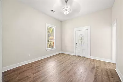 1812 27th St, Galveston, TX 77550 - Photo 12