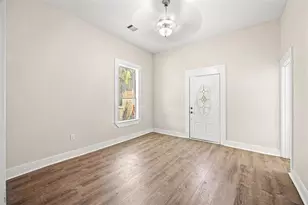 1812 27th St, Galveston, TX 77550 - Photo 12