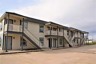 13115 Hwy 6, Arcola, TX 77583 - Photo 1