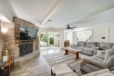 10902 Overbrook Lane, Houston, TX 77042 - Photo 10