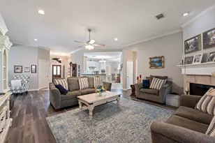 2438 Sullivan Ln, Dickinson, TX 77539 - Photo 10