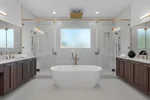 963 W 41st St, Houston, TX 77018 - Photo 2