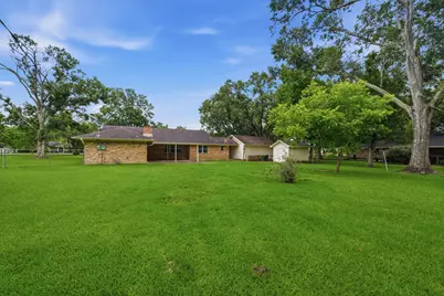 3402 Longherridge Drive, Pearland, TX 77581 - Photo 2