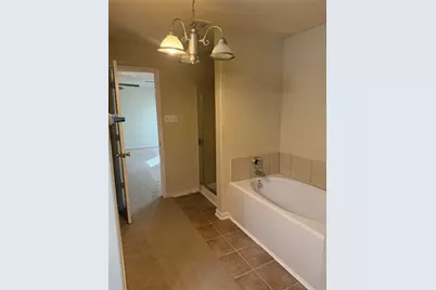 1330 Reedpoint Drive, Houston, TX 77090 - Photo 16