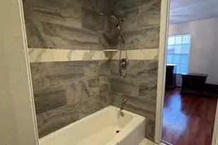 7600 Burgoyne Rd, Houston, TX 77063 - Photo 14