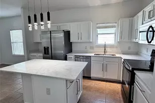 10023 Date Meadow Ln, Tomball, TX 77375 - Photo 4