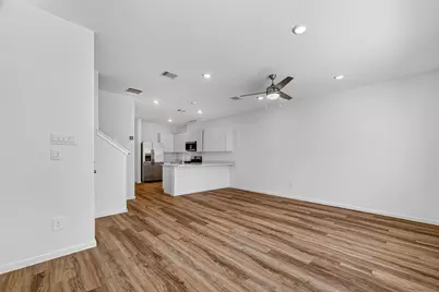 5927 Manning Oaks Street, Houston, TX 77091 - Photo 12