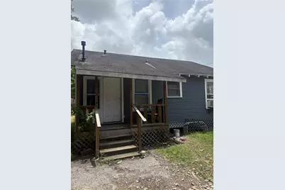 2450 South 4th, Beaumont, TX 77701 - Photo 14