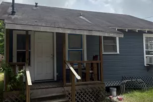 2450 South 4th, Beaumont, TX 77701 - Photo 14