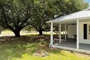 313 S Main St, Jewett, TX 75846 - Photo 18