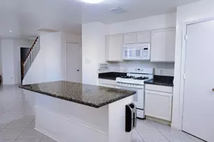 9323 Eaglewood Spring Dr, Houston, TX 77083 - Photo 4