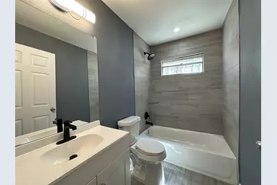 10313 Chesterfield Drive, Houston, TX 77051 - Photo 16