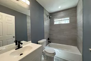 10313 Chesterfield Dr, Houston, TX 77051 - Photo 16