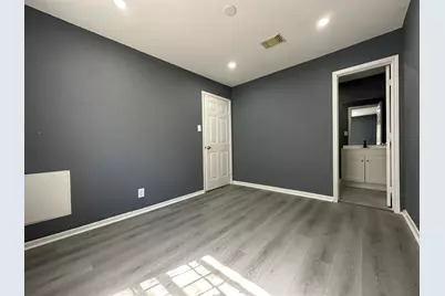10313 Chesterfield Drive, Houston, TX 77051 - Photo 14