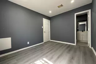 10313 Chesterfield Dr, Houston, TX 77051 - Photo 14