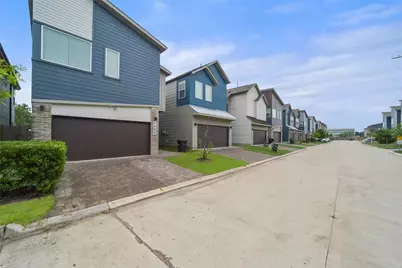 6809 Rocinante Lane, Houston, TX 77092 - Photo 2