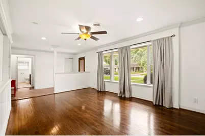 5238 Kinglet Street, Houston, TX 77035 - Photo 10