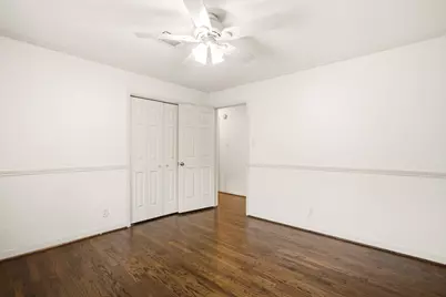 5238 Kinglet Street, Houston, TX 77035 - Photo 34