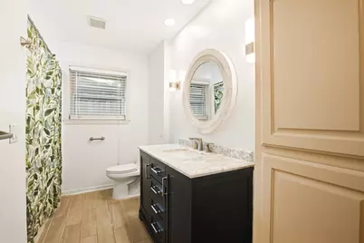 5238 Kinglet Street, Houston, TX 77035 - Photo 32