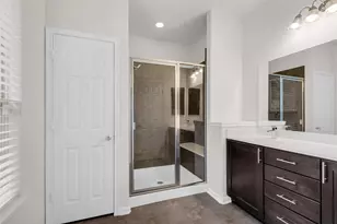 1960 Elkington Cir, Conroe, TX 77304 - Photo 22