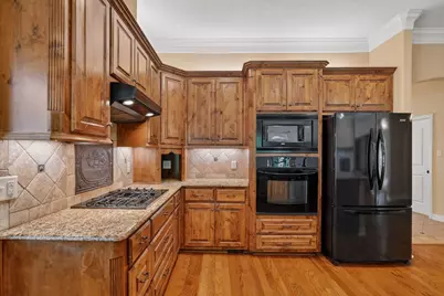 1909 Debbie Drive, Bryan, TX 77802 - Photo 10