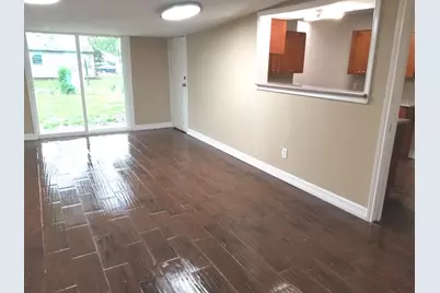 5631 Belarbor Street, Houston, TX 77033 - Photo 8