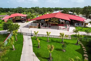 1331 E Parker Rd, Muldoon, TX 78949 - Photo 8