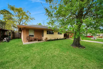 2806 Oak Drive, Dickinson, TX 77539 - Photo 1