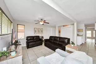 2806 Oak Dr, Dickinson, TX 77539 - Photo 10