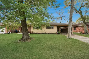 2806 Oak Dr, Dickinson, TX 77539 - Photo 4